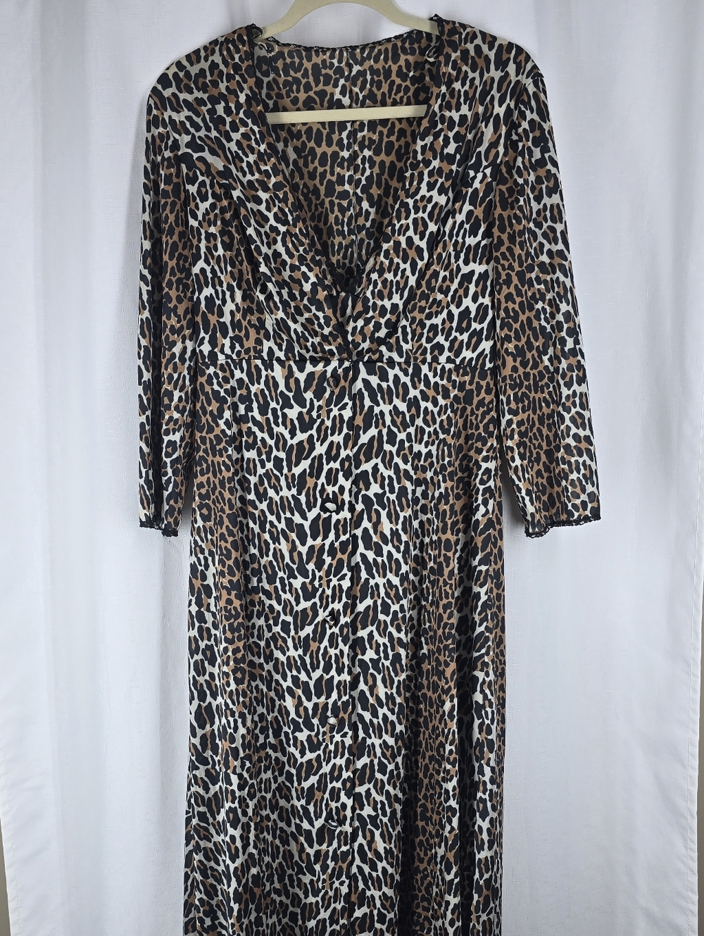 Vintage Vanity Fair Leopard Print V-Neck Maxi Nightgown And Robe Set